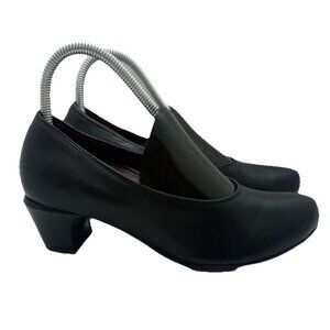 Wolky Black Leather Almond Toe Low Block Heel Comfort Insole Pumps EU 38 US 7